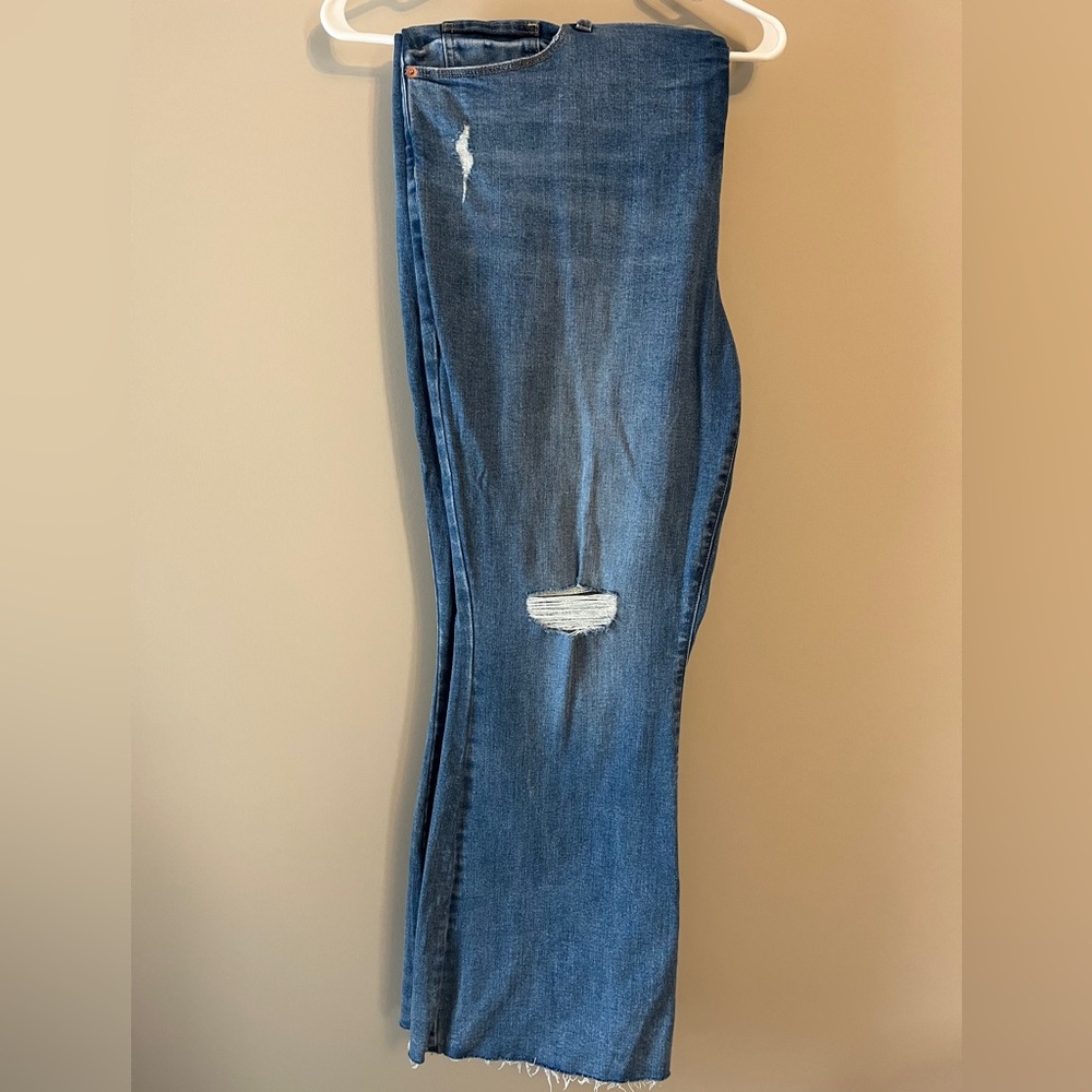4/50$Ava & Viv Blue Distressed Women Jeans